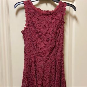 JUNIOR Maroon dress